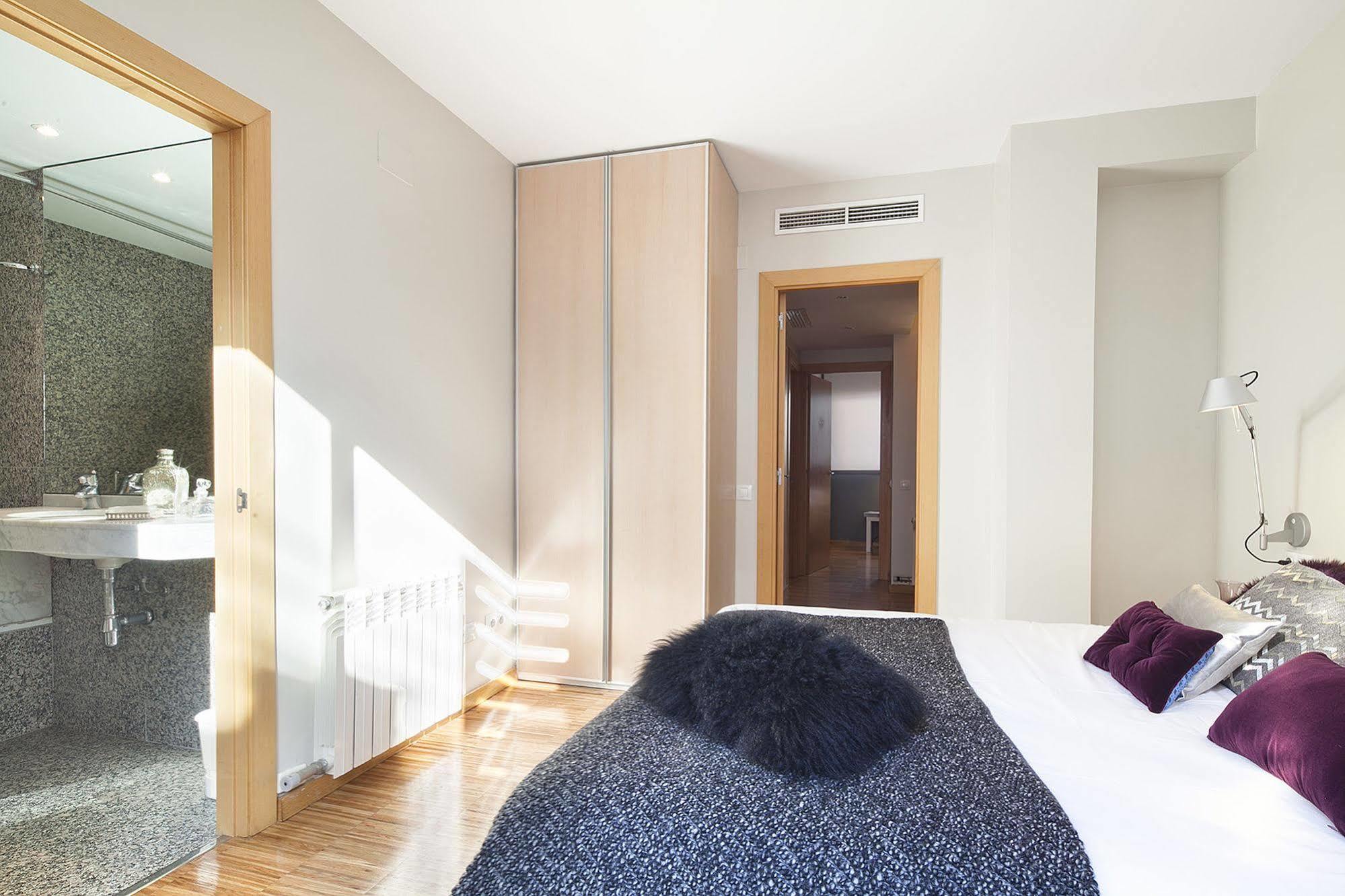 My Space Barcelona Park Gueell Apartments Eksteriør billede